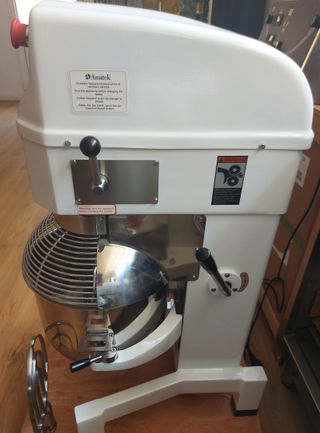 BATIDORA, PLANETARIA APS20 ( 20 LITROS )
