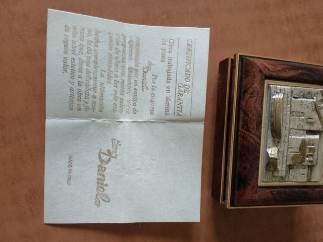 Piccolo portagioie in legno vintage