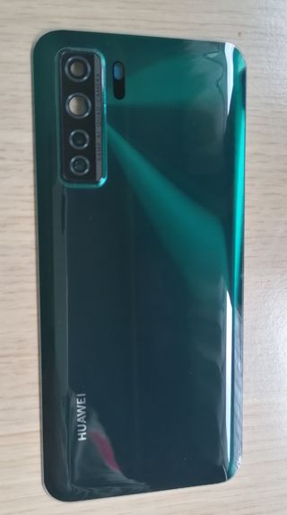 Huawei P40 Lite 5G, coperchio della batteria.