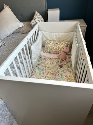 Cuna ikea con cajones rosas 120x80