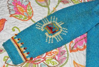 Chaqueta de pura lana virgen capucha tipo duende