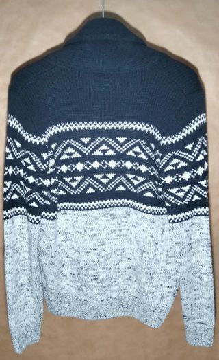 SUETER CUELLO CHAL CON BOTONES TRENCA