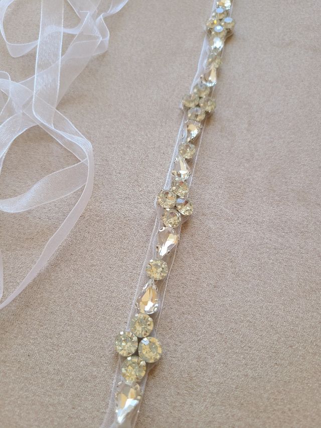 Cinturones con brillantes varios modelos