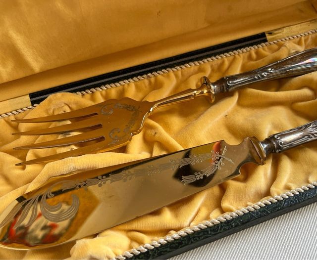 Juego de cubiertos para servir