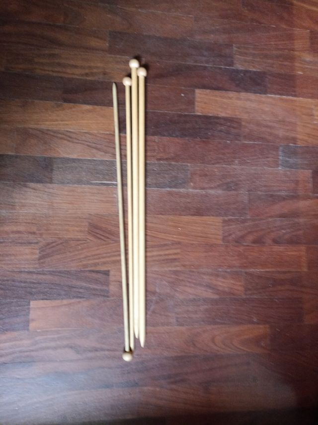 Ferri da tricot in legno