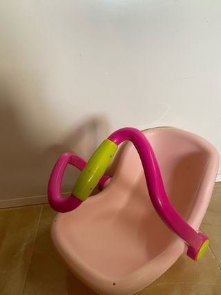 Cuna y transportador de juguete