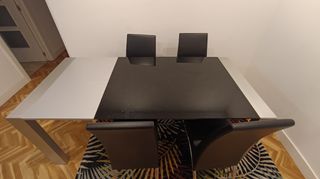 Mesa comedor de Cristal . Sala cocina 
