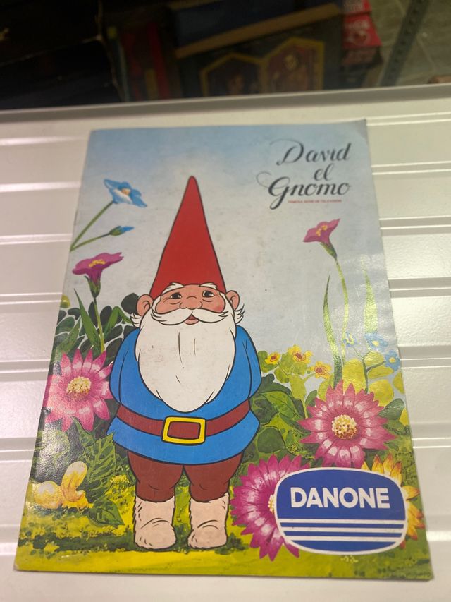 Precioso albun de David el gnomo de danone