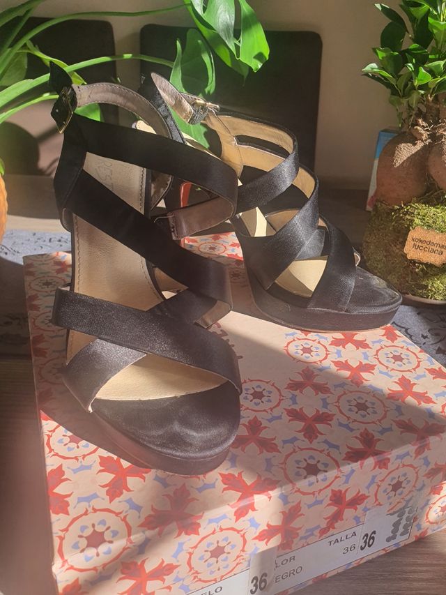 Sandalias tacon negras