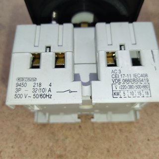Interruptores 32 Amp. industrial NUEVOS  Ocasión