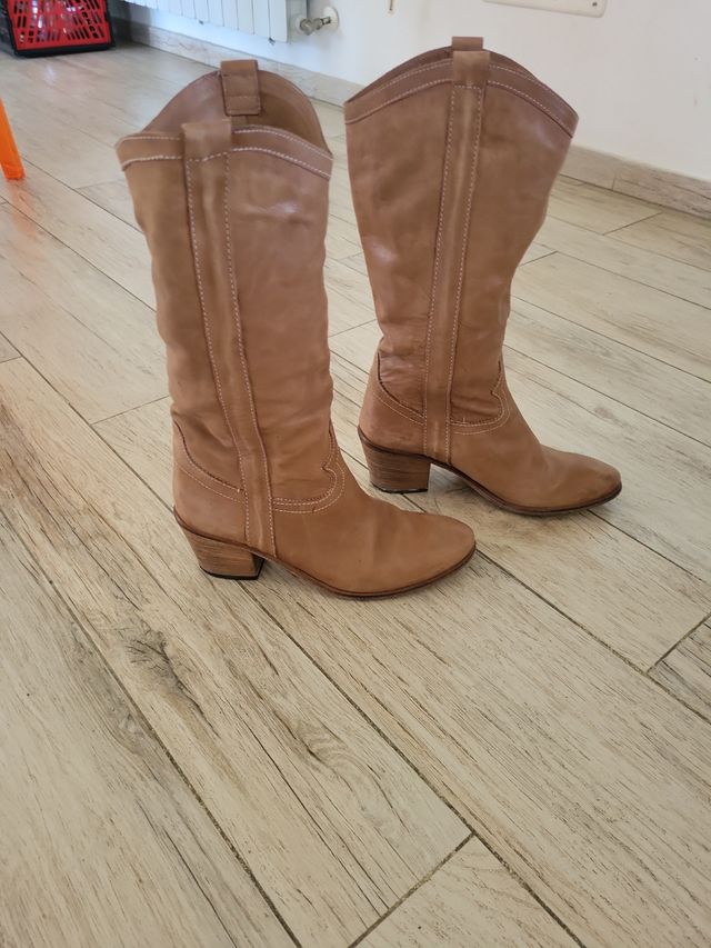 Stivali  donna  in pelle 