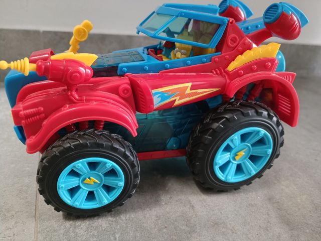 Superthings. PlaySet Héroe Truck