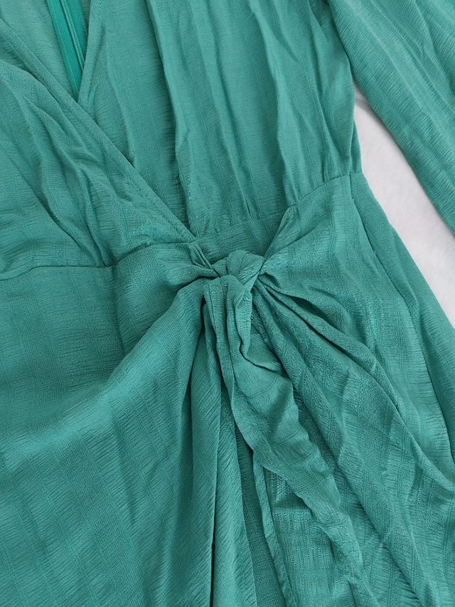 Vestido verde pull and bear