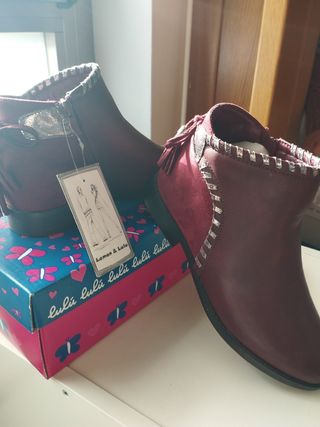 Botines SIN estrenar talla 36