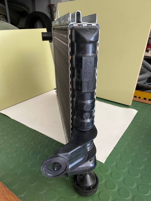 Radiador renault 5. Consultar precio.