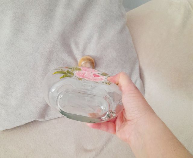 Bottiglia vintage dipinta a mano