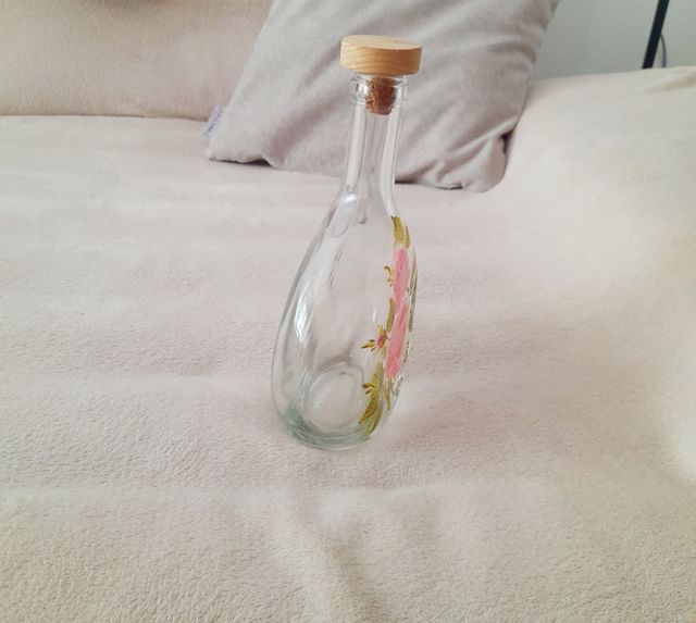 Bottiglia vintage dipinta a mano