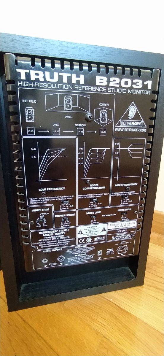 Altavoces de estudio