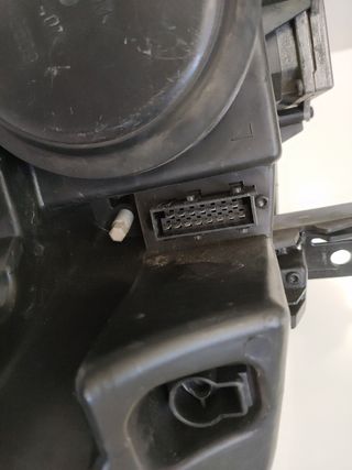 ✅FARO DELANTERO IZQUIERDO PEUGEOT 407 Xenon