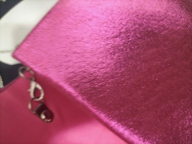 Bolso de fiesta rosa fucsia tornasolado
