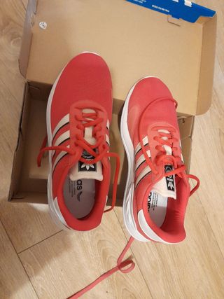 Bambas calzado deportivo Adidas