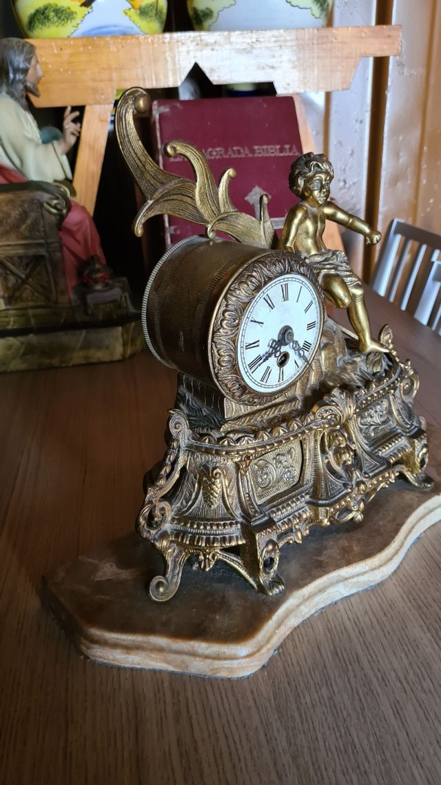 RELOJ ANTIGUO BRONCE ☎️683469031