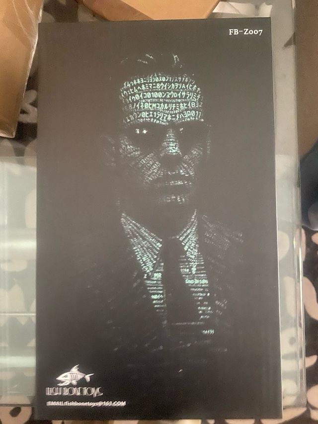 Figura Agente smith Matrix escala 1/6