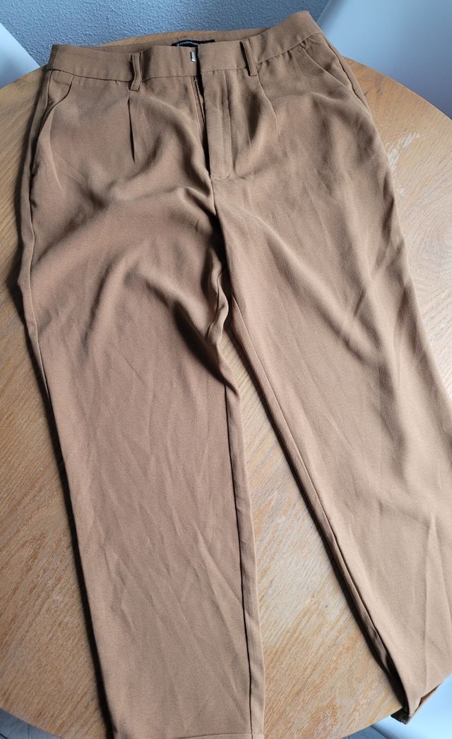 Stradivarius pantalón pinzas vestir