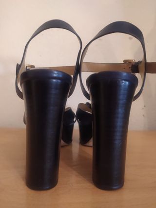 MICHAEL KORS - sandalias azules tacon ancho 38