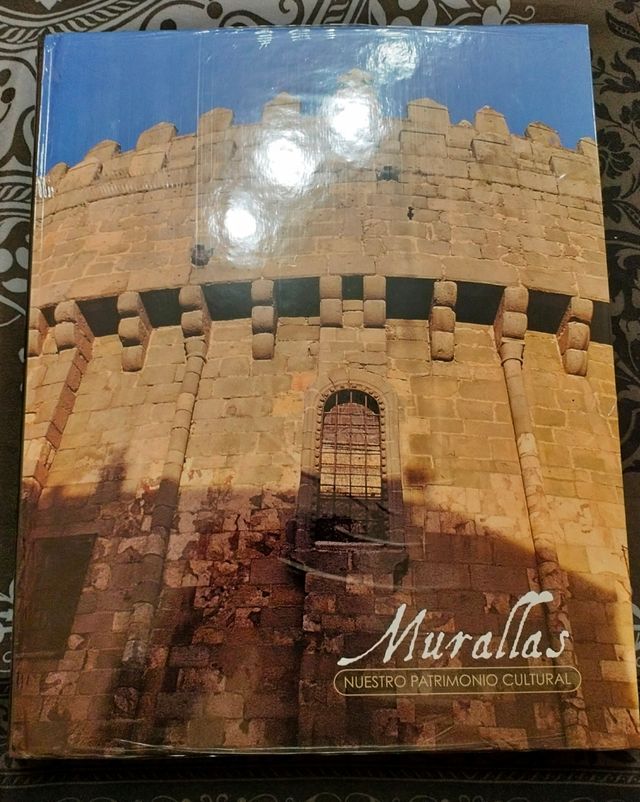 Tomos de nuestro patrimonio cultural