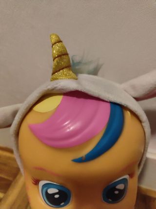 BEBÉ LLORÓN UNICORNIO