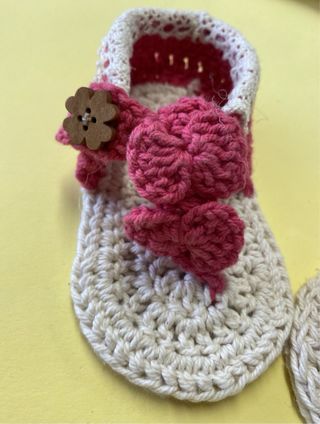 conjunto de Sandalia e fita de bebe