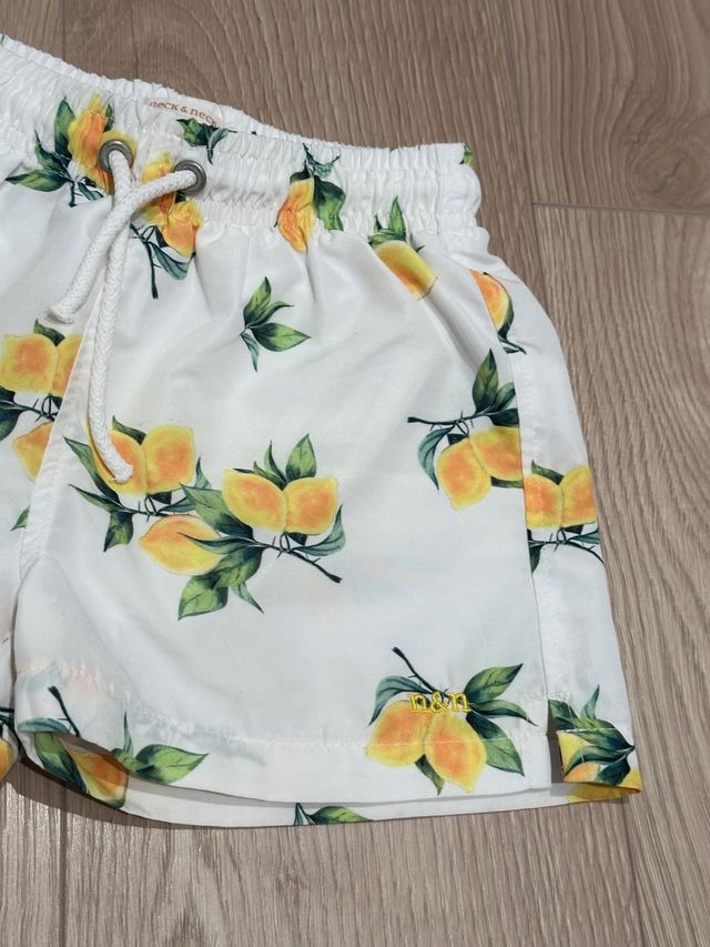 Bañador Neck&Neck talla 4/5 años. Una puesta!