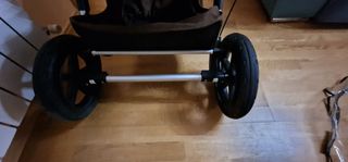 SE VENDE BUGABOO CAMALEON 3 Y ACCESORIOS