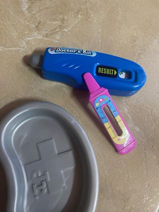 Maletín de médico de juguete