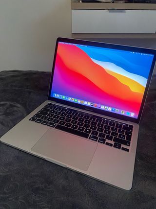 Macbook PRO Apple