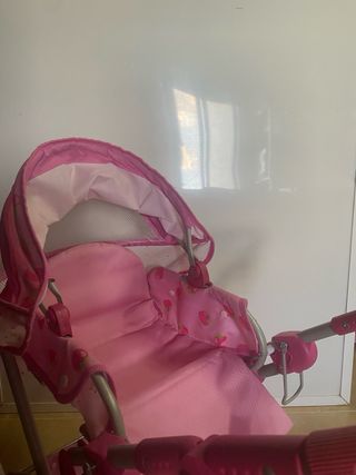 Carrito de muñecas de juguete 