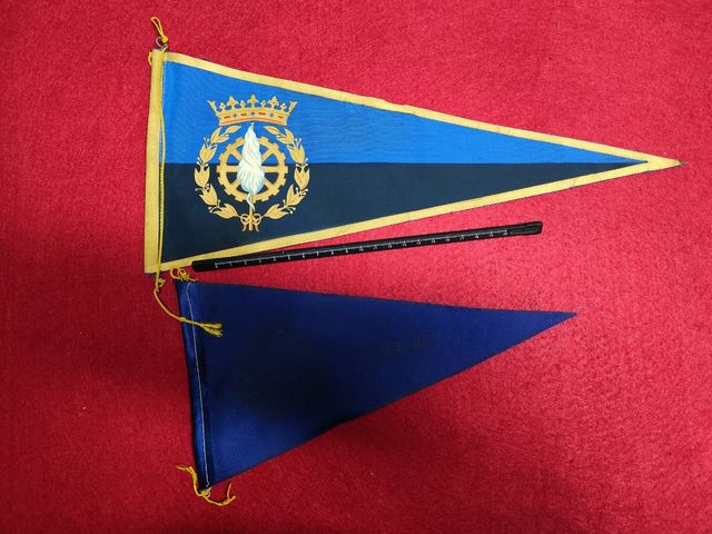 Banderines navales militares y de ingenieros