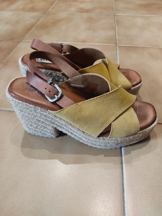 Sandalias piel Mustang 
