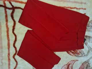 Conjunto de pantalon de pinza. más blusa.