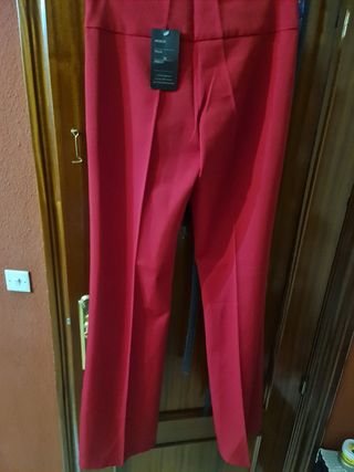Conjunto de pantalon de pinza. más blusa.