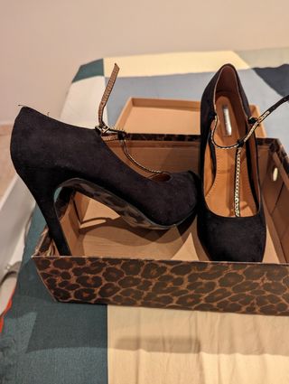 Zapatos tacón fiesta negros