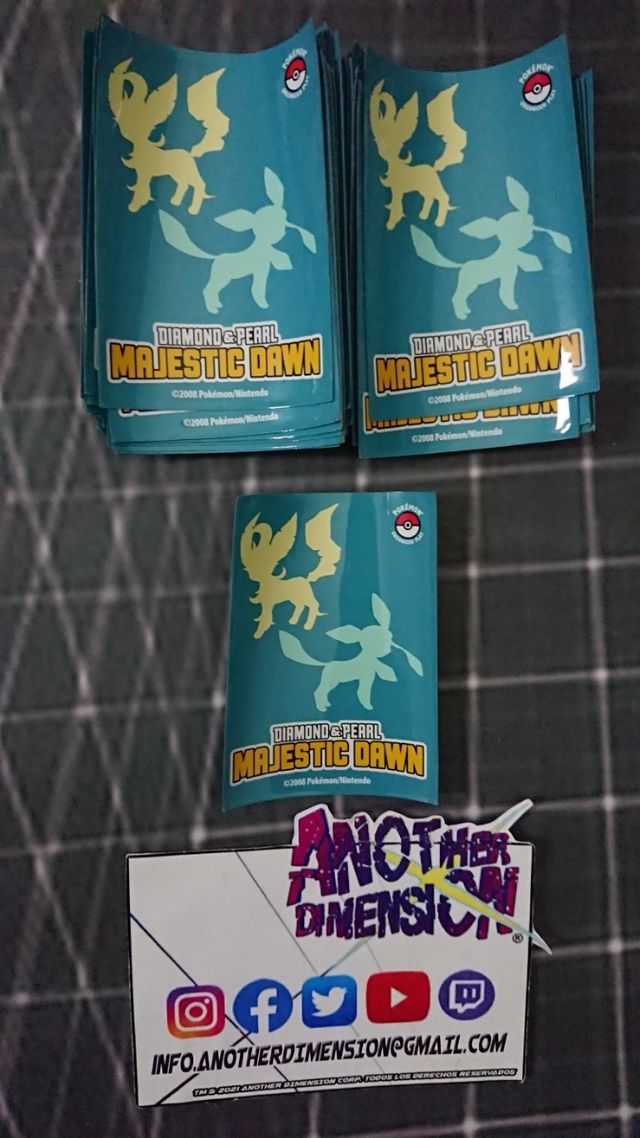 DECKBOX POKEMON GLACEON/LEAFEON JAP + FUNDAS