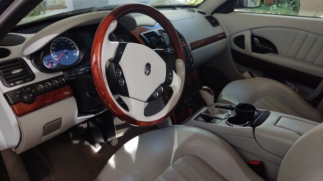 Maserati Quattroporte 2013