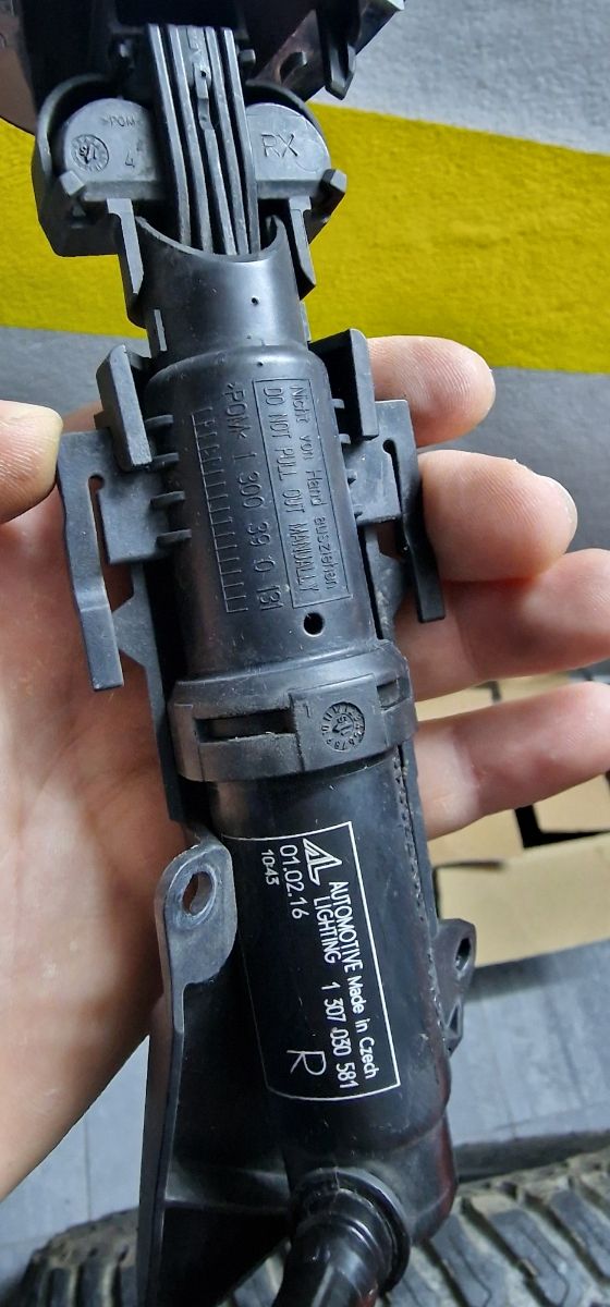 Injetor lava farol Xenon Mini R60