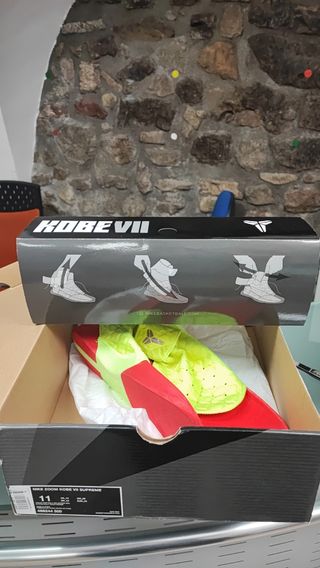 Nike Kobe 7 OG Supreme Christmas Cheeta