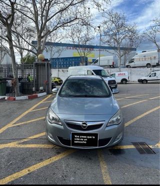 Opel Astra 2012