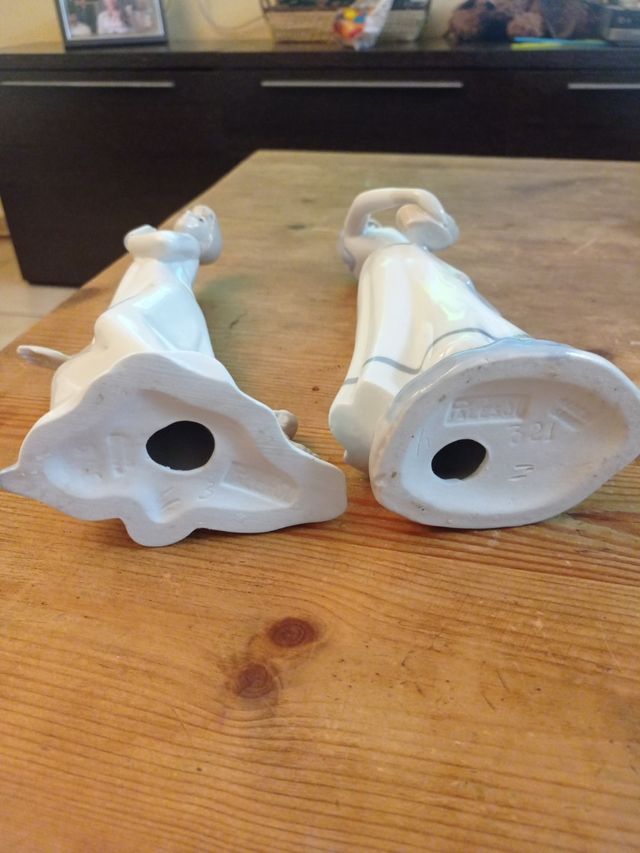 2 figure in porcellana PALES.S.L