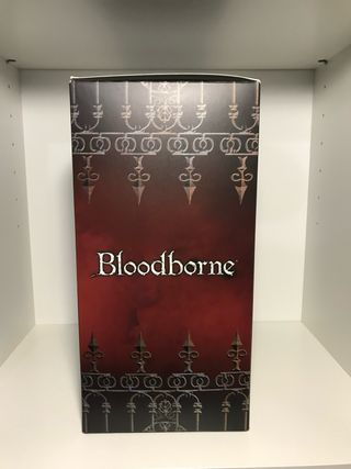 BloodBorne Hunter Statue