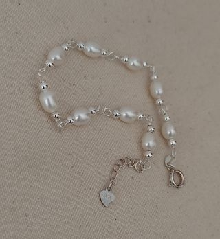 Pulsera, plata ley y perlas